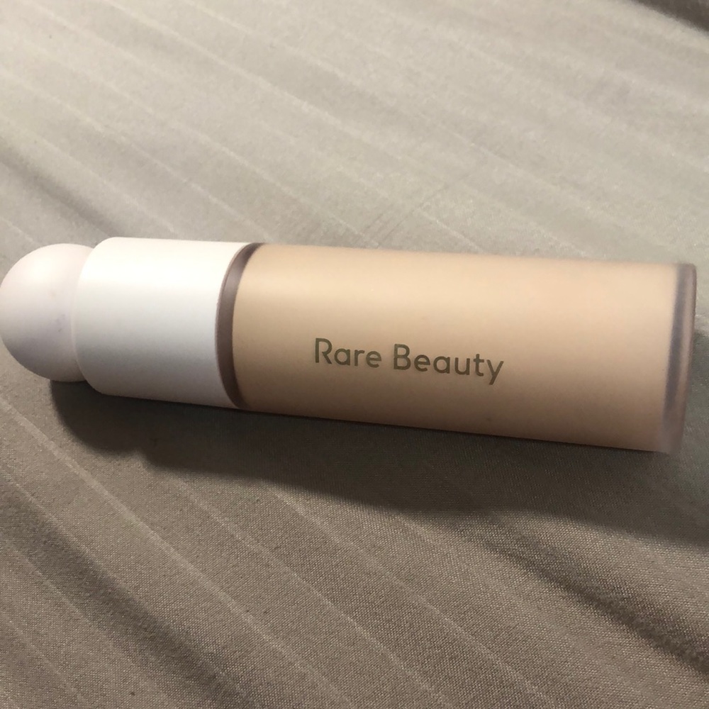 Rare beauty liquid foundation
